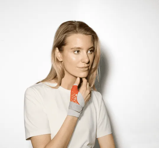 Mittelhand-Daumenschiene beige