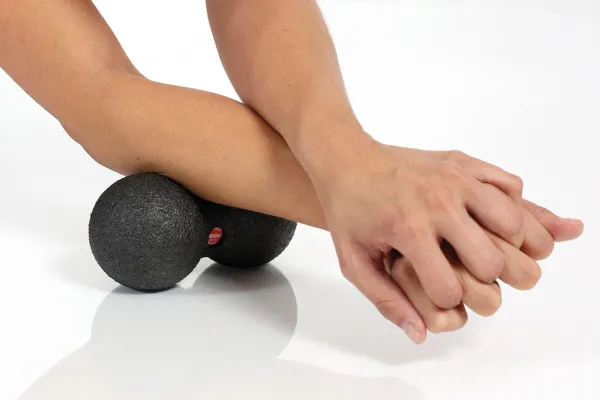 Blackroll Massageball DuoBall, schwarz