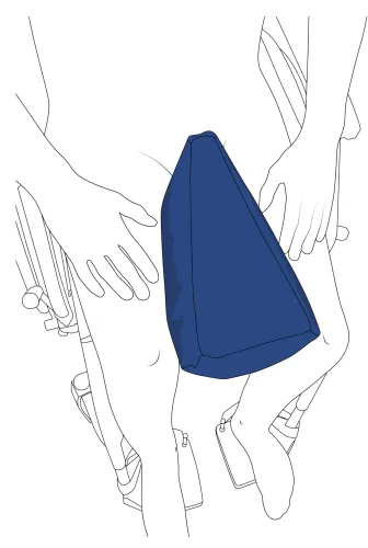 Abduktions-Kissen CarePur M 15 x 30 x 21 cm blau