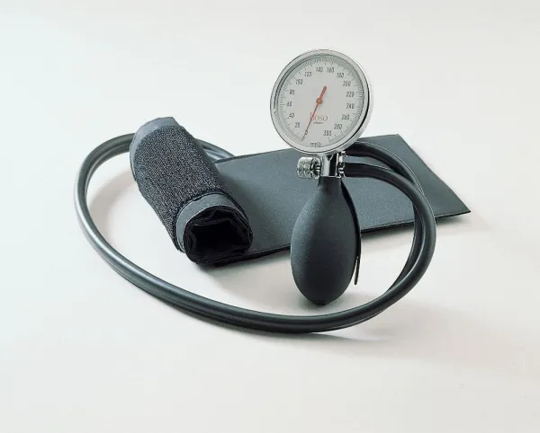 Blutdruckmessgerät roid II aneroid
