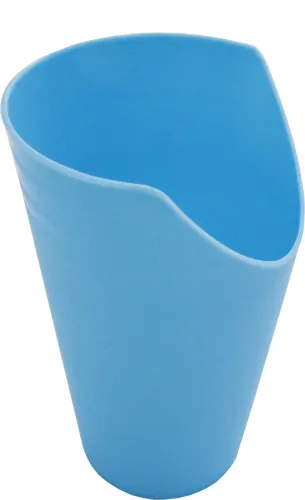 Trinkbecher mit Nasenausschnitt