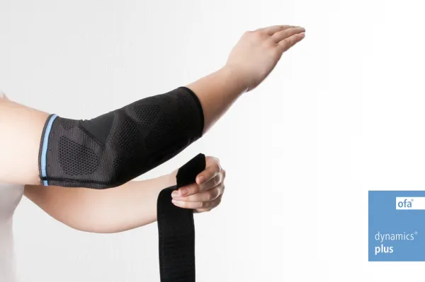 Ellenbogenbandage Dynamics Plus, carbon