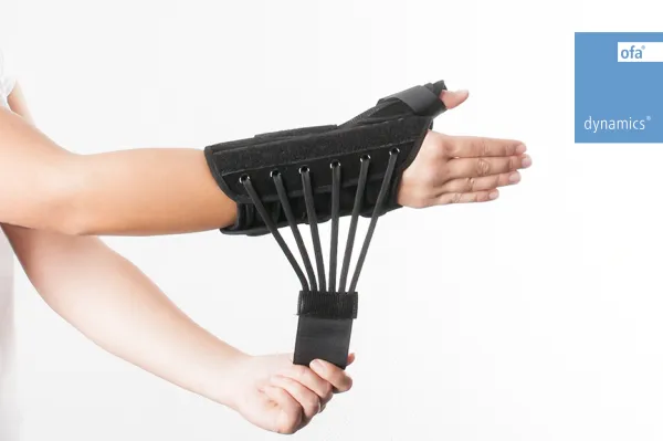 Handgelenk Schnürorthese mit Daumenfixierung Dynamics schwarz