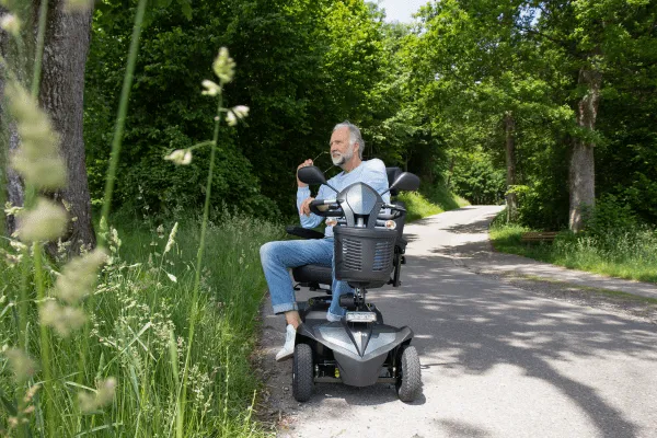Scooter BL350 Envoy, 4-rad, 6 km/h, 50AH, Luftbereifung